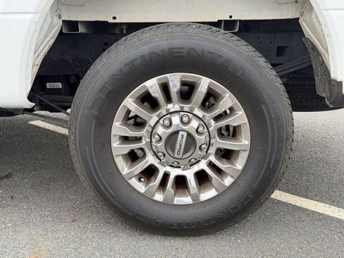 Used 2022 Ford F250 Lariat w/ Lariat Ultimate Package image 11