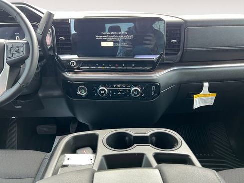 Used 2024 GMC Sierra 1500 Elevation AWD/4WD image 11