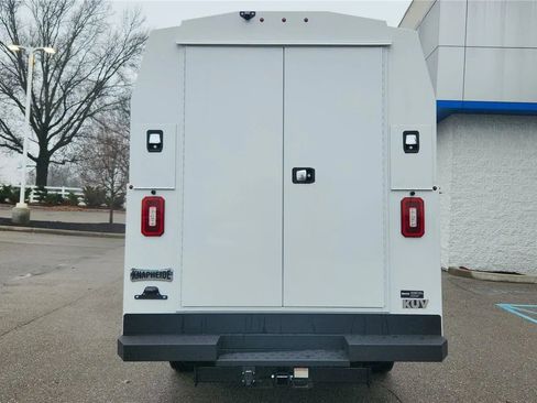 New 2025 Chevrolet Express 3500 w/ Power Convenience Package RWD image 7