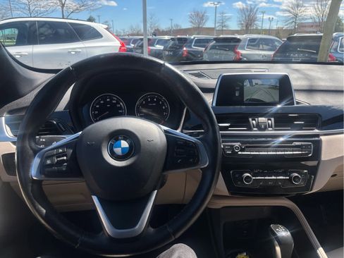 Used 2019 BMW X1 xDrive28i w/ Convenience Package AWD/4WD image 12