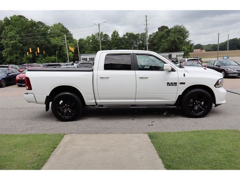 Used 2018 RAM 1500 Sport w/ Convenience Group AWD/4WD image 6