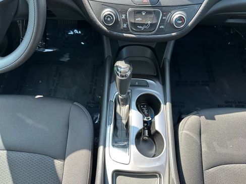 Used 2019 Chevrolet Malibu LS FWD image 11