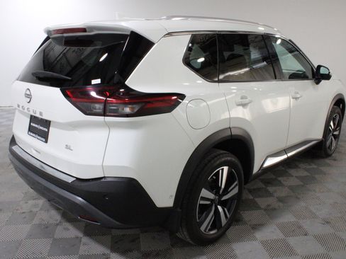 Used 2023 Nissan Rogue SL w/ SL Premium Package FWD image 27