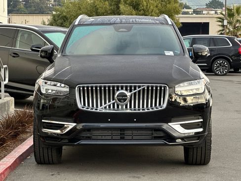 Certified 2025 Volvo XC90 T8 Ultra image 11