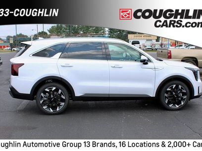 New 2025 Kia Sorento EX w/ Panoramic Sunroof Package