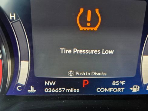 Used 2023 Acura TLX w/ Technology Package image 30