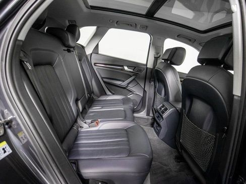 Used 2019 Audi Q5 2.0T Premium Plus w/ Premium Plus Package image 9