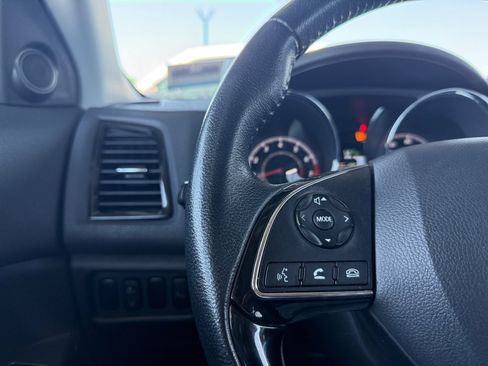 Used 2022 Mitsubishi Outlander Sport SE FWD image 19