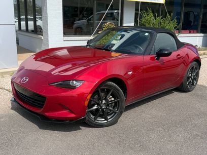 Used 2016 MAZDA MX-5 Miata Club