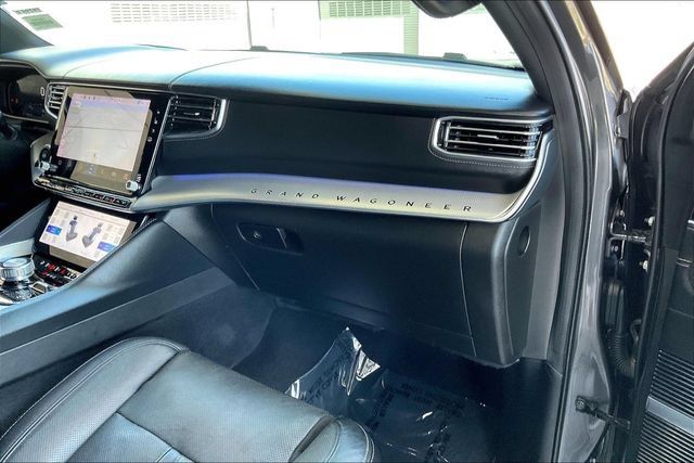 Used 2022 Jeep Grand Wagoneer Series I AWD/4WD image 16