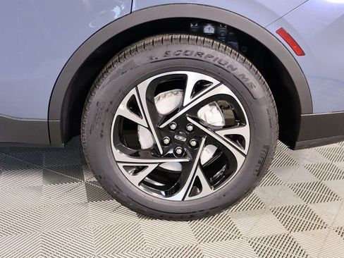 New 2026 Lincoln Nautilus Premier w/ Jet Appearance Package AWD/4WD image 18