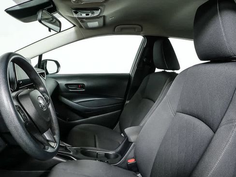 Used 2024 Toyota Corolla LE image 5