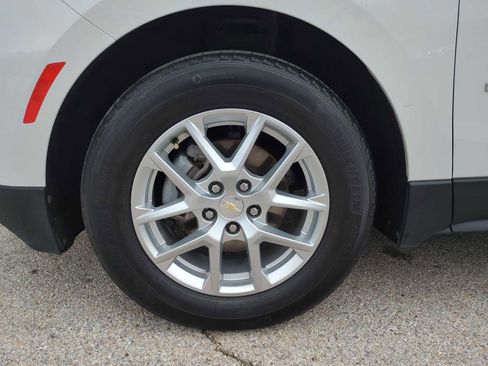 Used 2022 Chevrolet Equinox LS w/ LS Convenience Package FWD image 33