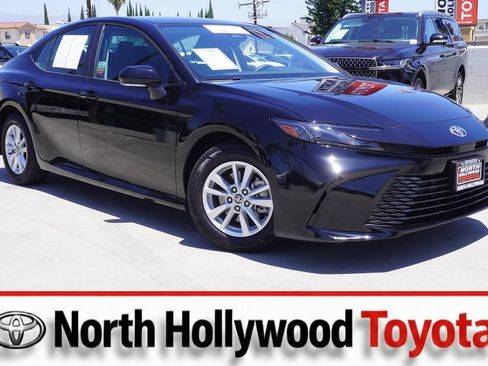 Used 2025 Toyota Camry LE FWD image 1