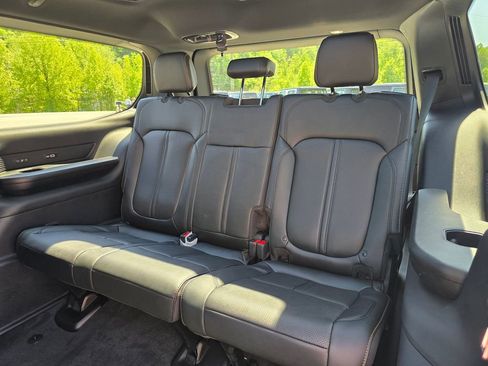 New 2026 Jeep Grand Wagoneer 4WD image 12