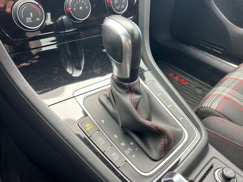 Used 2021 Volkswagen GTI S image 24