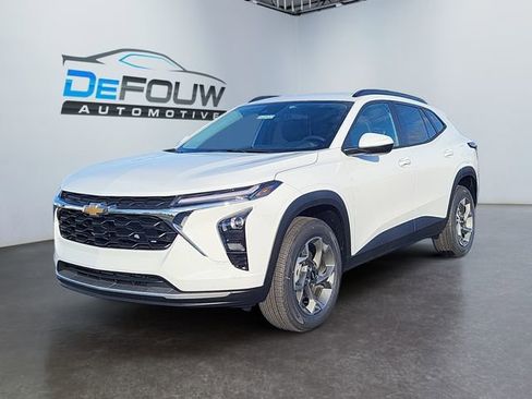 New 2026 Chevrolet Trax LT w/ Driver Confidence Package image 7