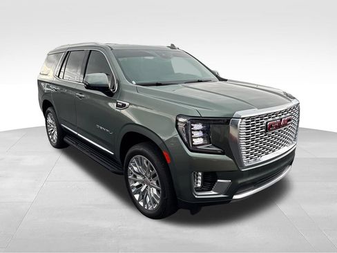 Used 2023 GMC Yukon Denali AWD/4WD image 6