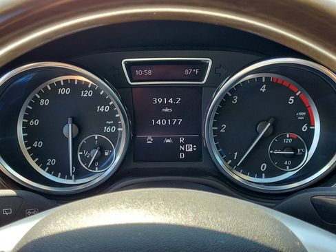 Used 2012 Mercedes-Benz ML 350 BlueTEC 4MATIC image 29