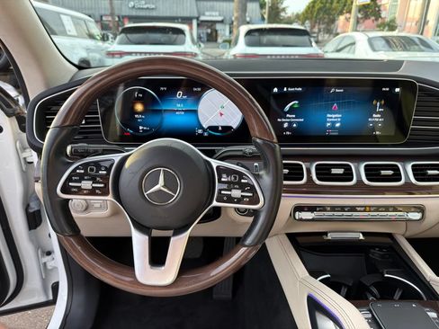 Used 2022 Mercedes-Benz GLE 350 w/ Premium Package image 30