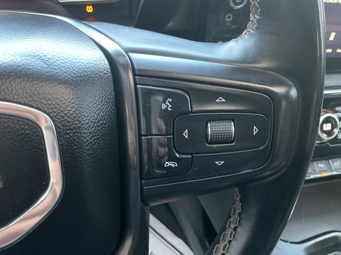 Used 2024 GMC Sierra 2500 AT4 w/ AT4 Premium Plus Package AWD/4WD image 17