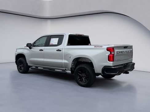 Used 2020 Chevrolet Silverado 1500 Custom Trail Boss w/ Custom Convenience Package AWD/4WD image 3
