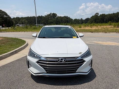 Used 2020 Hyundai Elantra Value Edition w/ Cargo Package (C1) FWD image 9