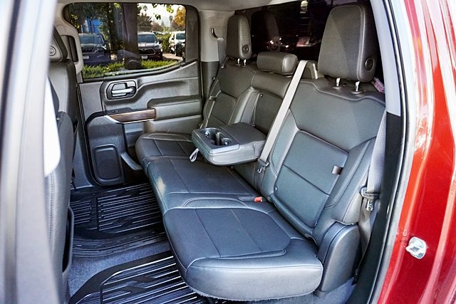 Used 2021 GMC Sierra 1500 SLT AWD/4WD image 29