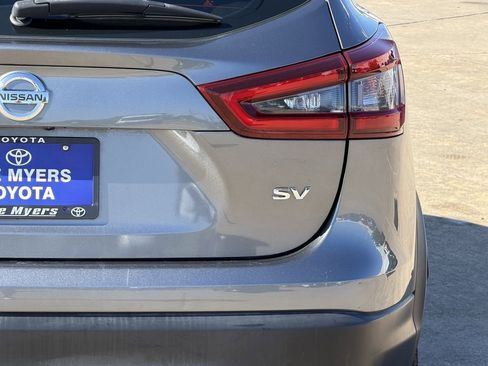 Used 2020 Nissan Rogue Sport SV w/ Technology Package FWD image 9