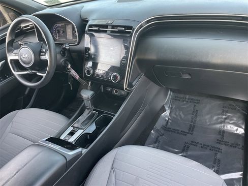 Used 2023 Hyundai Santa Cruz SE image 10