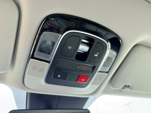 Used 2022 Hyundai Tucson SEL w/ Convenience + Premium Package FWD image 19