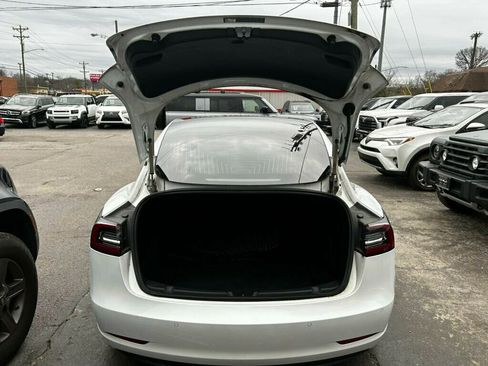Used 2020 Tesla Model 3 image 16