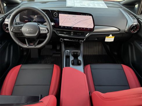 New 2026 Chevrolet Equinox EV RS image 9