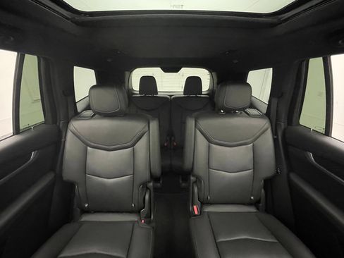 Used 2023 Cadillac XT6 Premium Luxury w/ Technology Package AWD/4WD image 44