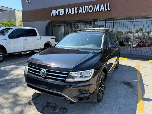 Used 2021 Volkswagen Tiguan SE FWD image 1