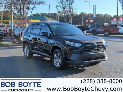 Used 2022 Toyota RAV4 XLE w/ Convenience Package