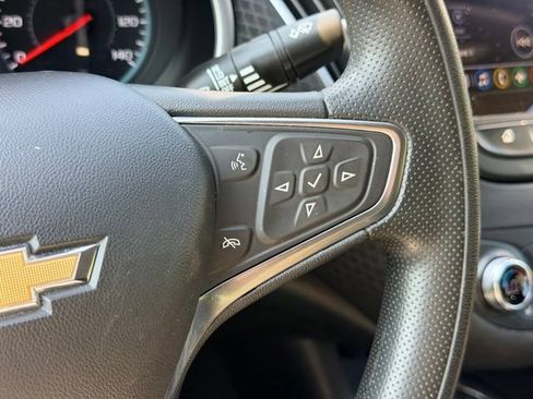 Used 2024 Chevrolet Malibu LT FWD image 12