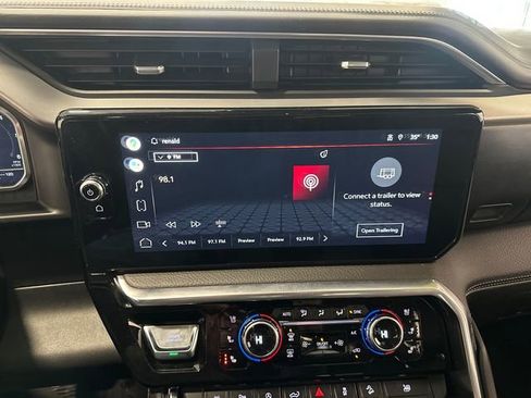 Used 2022 GMC Sierra 1500 Denali w/ Denali Reserve Package image 21