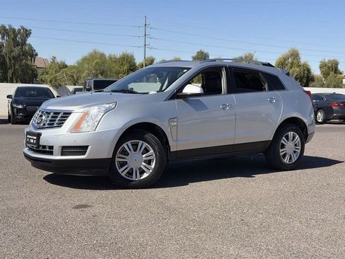 Used 2013 Cadillac SRX Luxury image 2