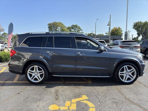Used 2015 Mercedes-Benz GL 550 4MATIC w/ Accessory Chrome Package image 11