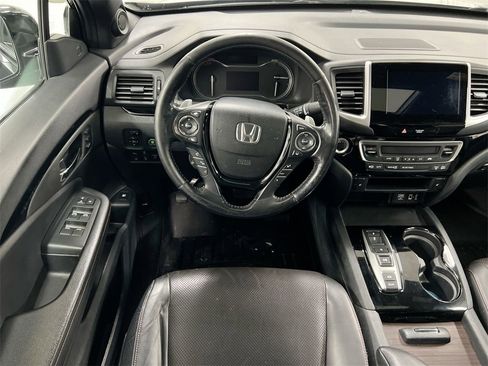 Used 2020 Honda Ridgeline Black Edition image 11