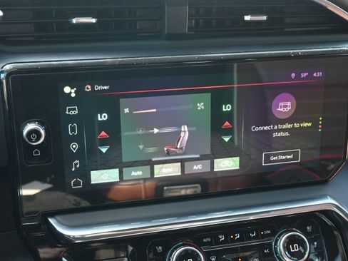 Used 2025 GMC Sierra 2500 Denali Ultimate w/ Max Trailering Package image 22