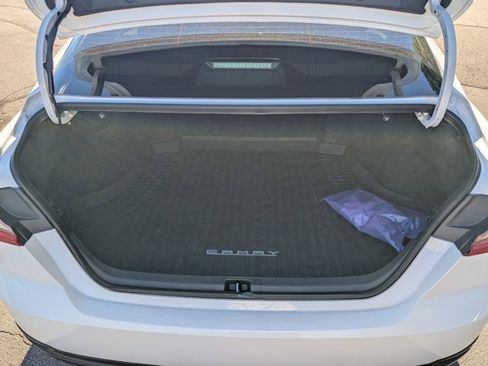 Used 2025 Toyota Camry LE image 16