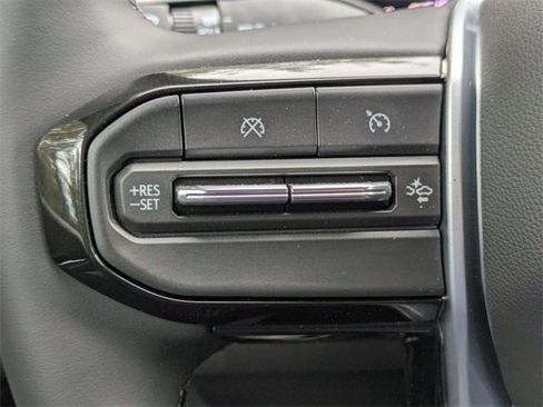 New 2026 Chevrolet Colorado ZR2 w/ Technology Package image 14