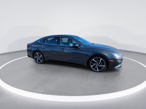 Used 2022 Hyundai Sonata SEL Plus w/ Cargo Package image 9