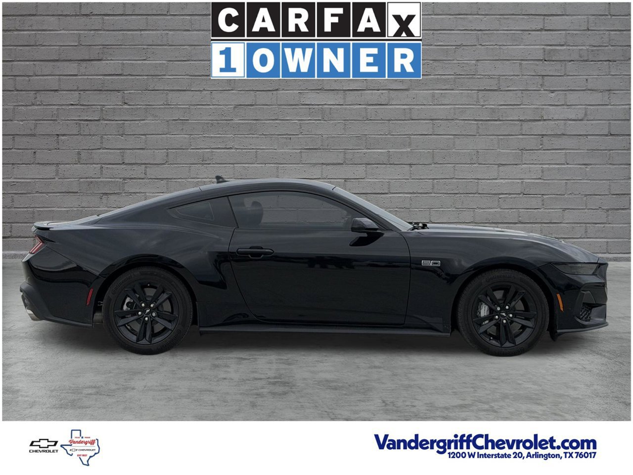 Used 2025 Ford Mustang GT RWD image 3