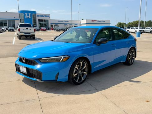 Used 2026 Honda Civic Sport Touring image 3