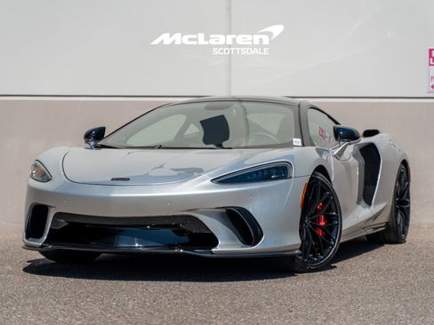 New 2026 McLaren GTS image 2