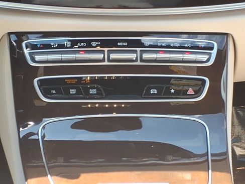 Used 2023 Mercedes-Benz E 350 4MATIC Sedan image 17