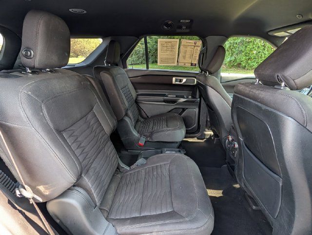 Used 2020 Ford Explorer XLT RWD image 30